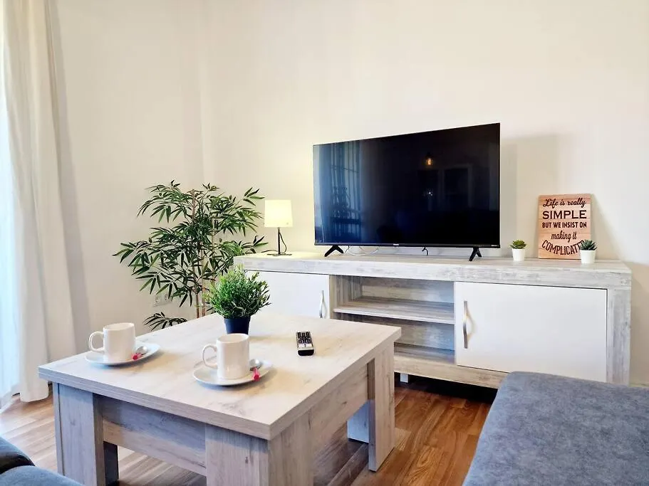 Ground Floor Apt In La Cala La Cala De Mijas